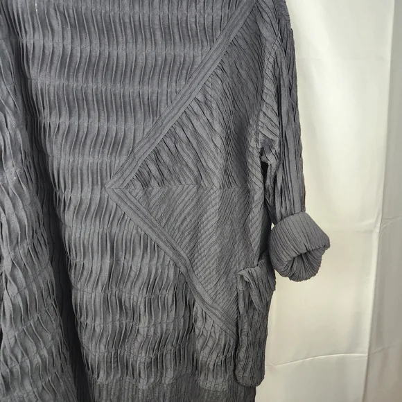 Moyuru Japan Oversized Light Coat - L in EUC - Picture 11 of 15